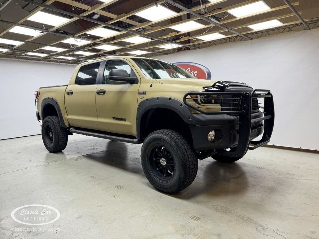Toyota TUNDRA 5.7 L V8 4x4 - ONLINE AUCTION, Auto's, Automaat, Gebruikt, Bedrijf, Overige kleuren