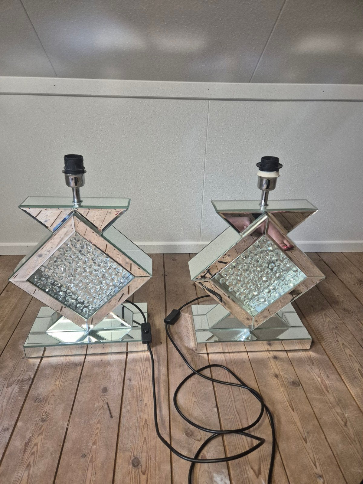 Prachtige lampenstaanders met glas en kristallen, Ophalen of Verzenden, Gebruikt, Glas, Met schakelaar