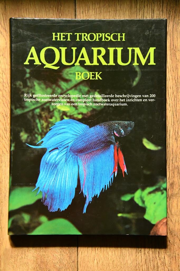 boek over aquarium, Dieren en Toebehoren, Vissen | Aquaria en Toebehoren, Ophalen of Verzenden, Zo goed als nieuw, Overige typen