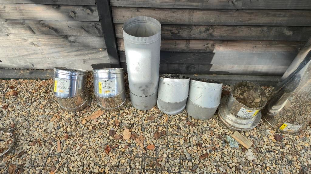 Diverse Kachelbuizen 200mm, Ophalen, Gebruikt, Minder dan 200 liter/min, Minder dan 6 bar