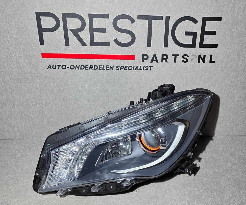 Koplamp CLA Klasse W117 ILS Xenon LED Oranje Ring Links, Gebruikt, -, Ophalen of Verzenden, -