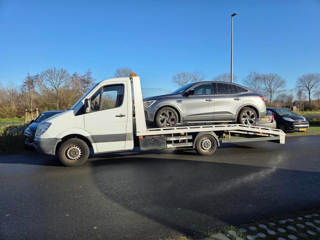 Autotransport Autoambulance sleepdienst sleepwagen pechhulp