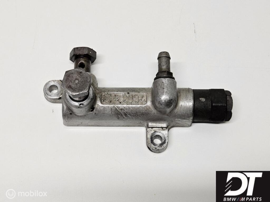 Vanos leiding BMW M5 E39 S62 V8 S62B50 11361407486, Gebruikt, Ophalen of Verzenden, BMW, BMW