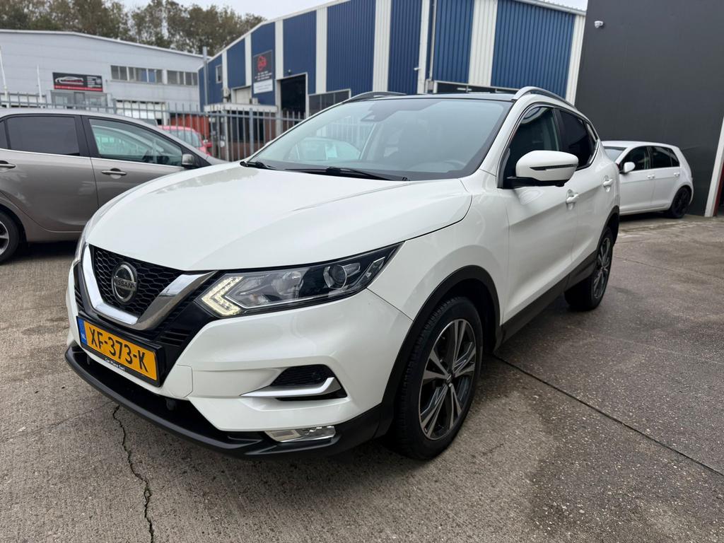 Nissan Qashqai 1.2 Dig-t 85KW 2WD CVT 2018 Wit, Auto's, Automaat, 65 €/maand, 680 kg, 4 cilinders