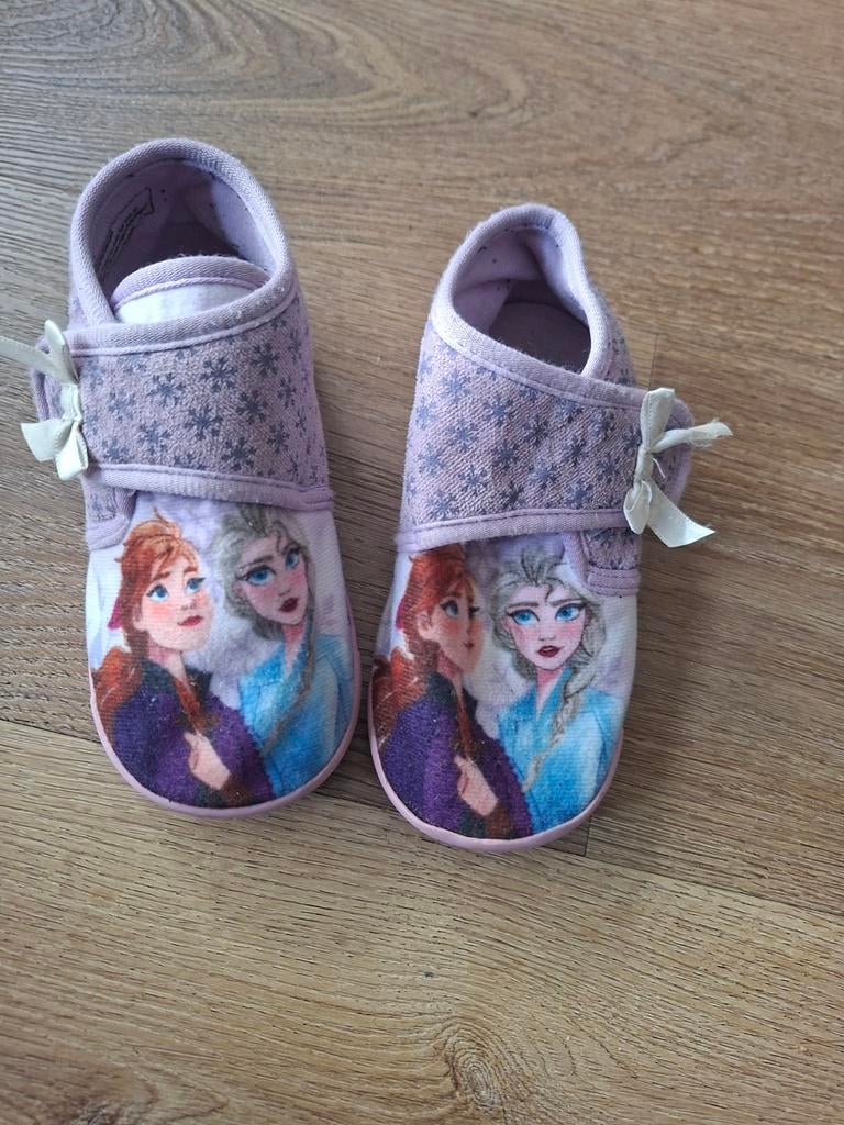 Frozen Pantoffels Maat 28, Ophalen of Verzenden, Gebruikt, Frozen, Meisje