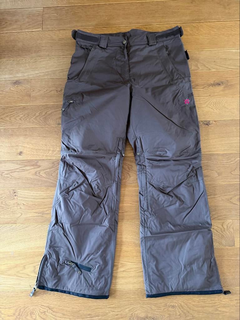 Mooie bruine skibroek maat 44/46, Kleding | Dames, Wintersportkleding, Ophalen of Verzenden, Gedragen, Maat 46/48 (XL) of groter