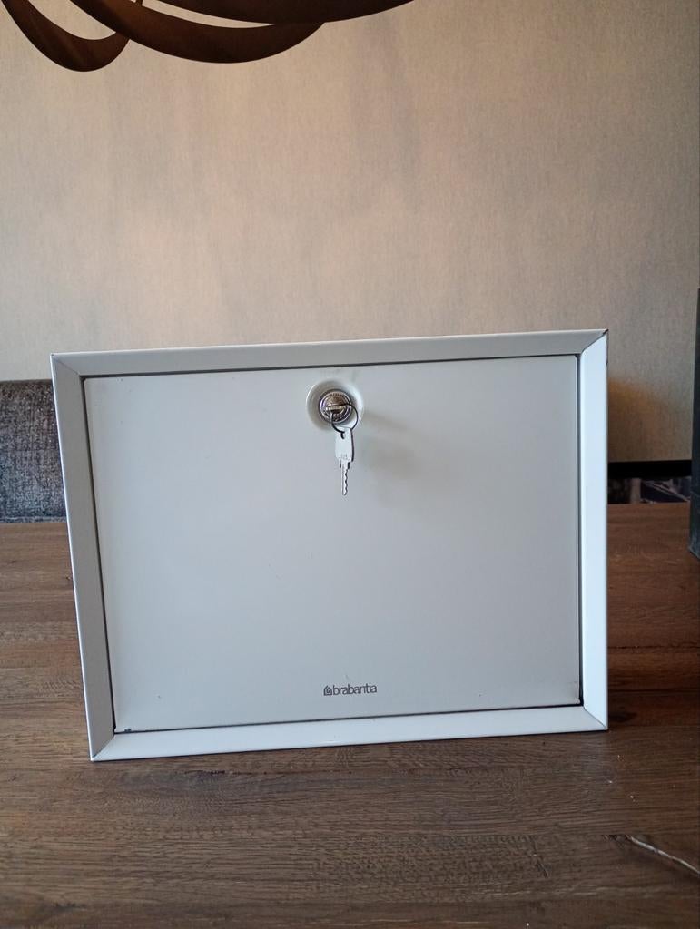 Brabantia Deur Brievenbus - Nieuwstaat!, Tuin en Terras, Brievenbussen, Ophalen of Verzenden, Zo goed als nieuw