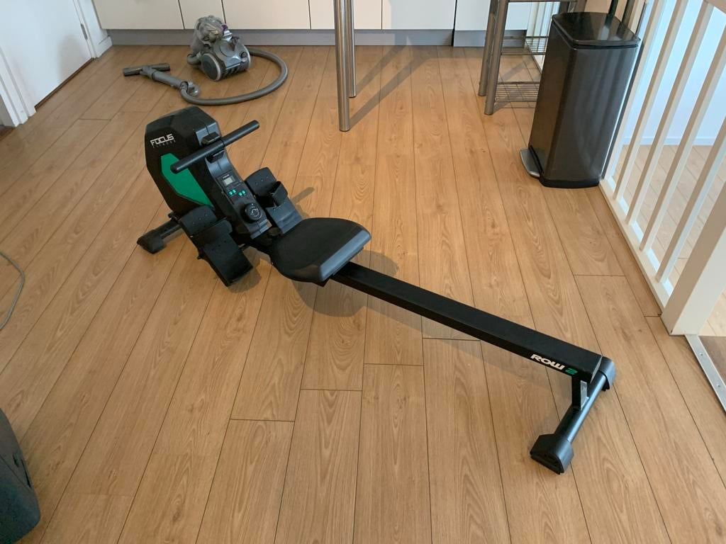 Roeitrainer in goede staat, Sport en Fitness, Fitnessapparatuur, Ophalen, Armen, Zo goed als nieuw, Metaal