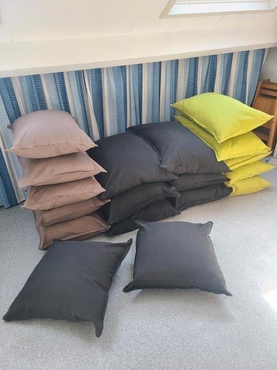 Loungekussens 18 stuks, Tuin en Terras, Ophalen, Zo goed als nieuw