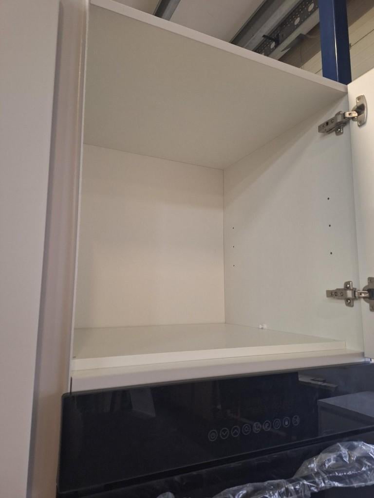 Showroom keuken Compleet met APP 120Keukens op voorraad 2889, Greeploos, Wit, Hoekkeuken, Nieuw