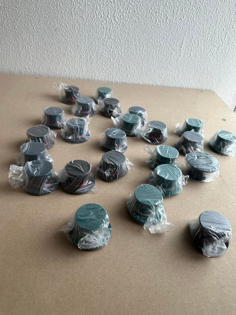 Set van 20 Nieuwe Potmeters Knoppen, Ophalen of Verzenden, Nieuw, Elektrische gitaar