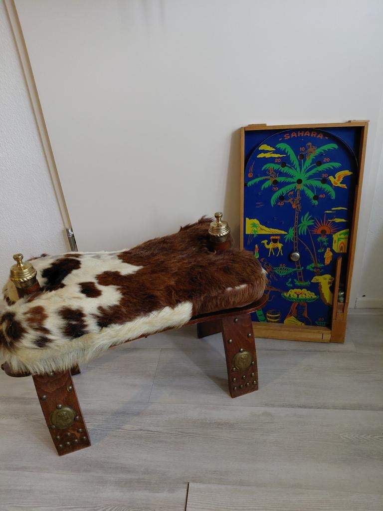 Vintage 1950s kamelen zadel kruk egypte, Antiek en Kunst, Curiosa en Brocante, Ophalen