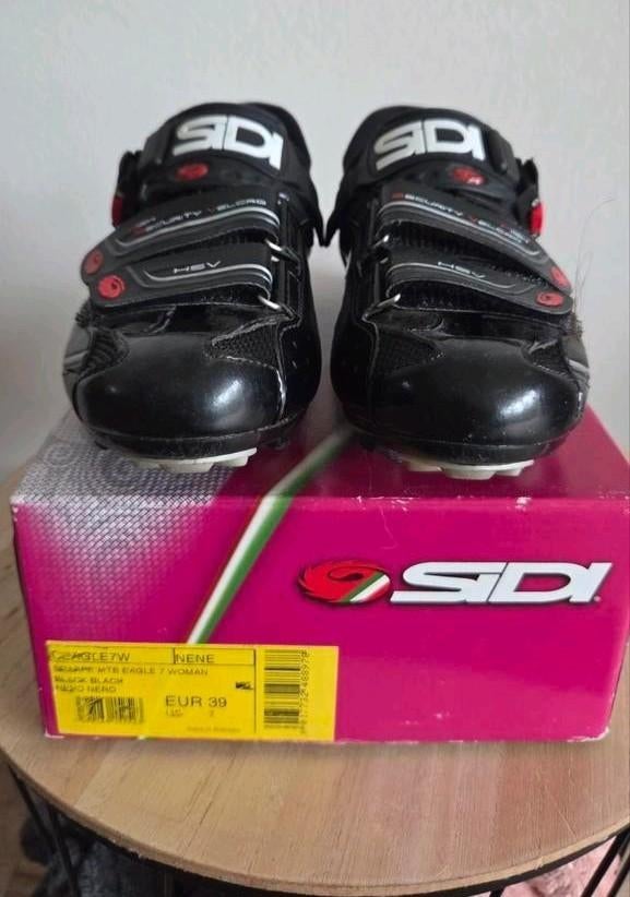 Sidi MTB Eagle 7 Woman schoenen - maat 39 (valt kleiner), Ophalen, Zo goed als nieuw, Kleding