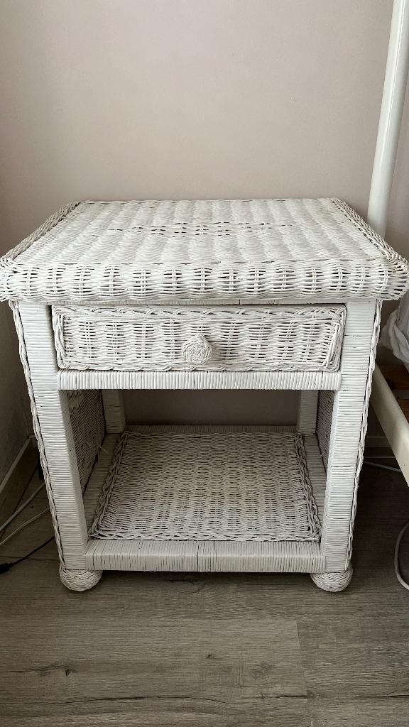 Nachtkastjes rotan, Huis en Inrichting, Slaapkamer | Nachtkastjes, Ophalen of Verzenden, Gebruikt, Minder dan 45 cm, 55 tot 70 cm