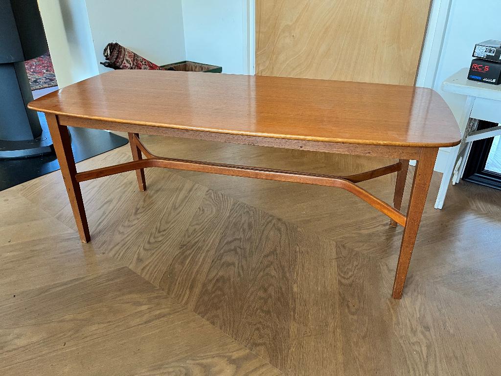 Vintage Tola Salontafel van G Plan model 8017, Huis en Inrichting, Ophalen, Minder dan 50 cm, Gebruikt, 100 tot 150 cm