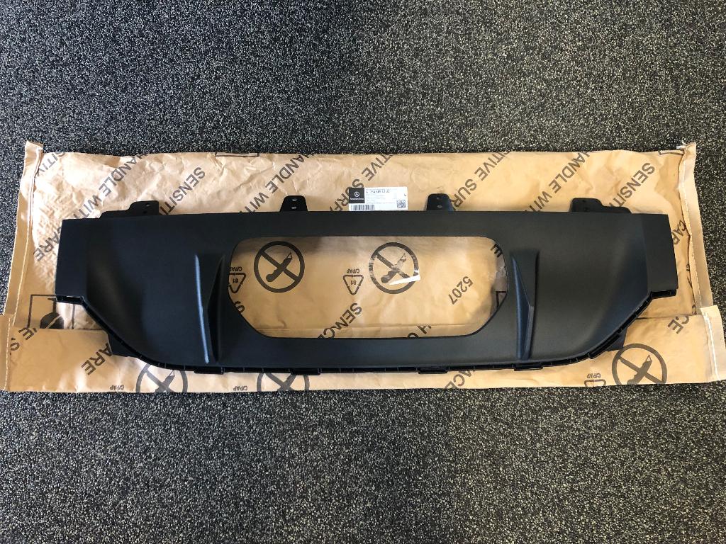 Originele Mercedes-Benz GLC achterbumper sierplaat, Mercedes-Benz, Nieuw, Ophalen of Verzenden, Achter