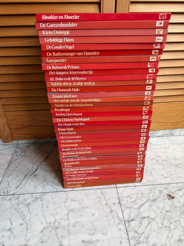 Lecturama sprookjesboeken 36 stuks en 32 cassette bandjes, Boeken, Sprookjes en Fabels, Ophalen of Verzenden, Gelezen