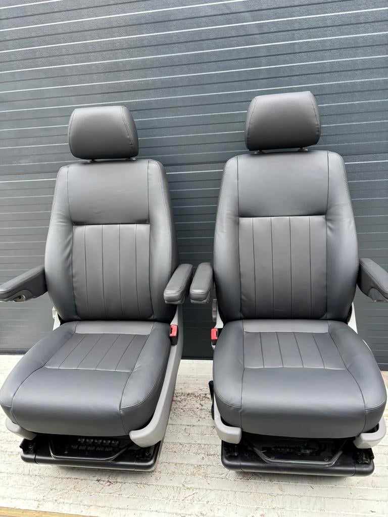 stoelen leer leder Volkswagen transporter t5 2004-2023, Auto-onderdelen, Interieur en Bekleding, Tymtop5@gmail.com, 3161ek, Volkswagen