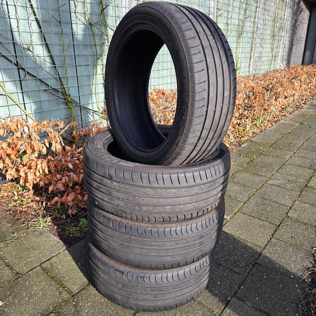Voordelige zomerbanden 18 en 19 inch., Auto-onderdelen, Banden en Velgen, Band(en), Zomerbanden, 18 inch, 215 mm, Ophalen