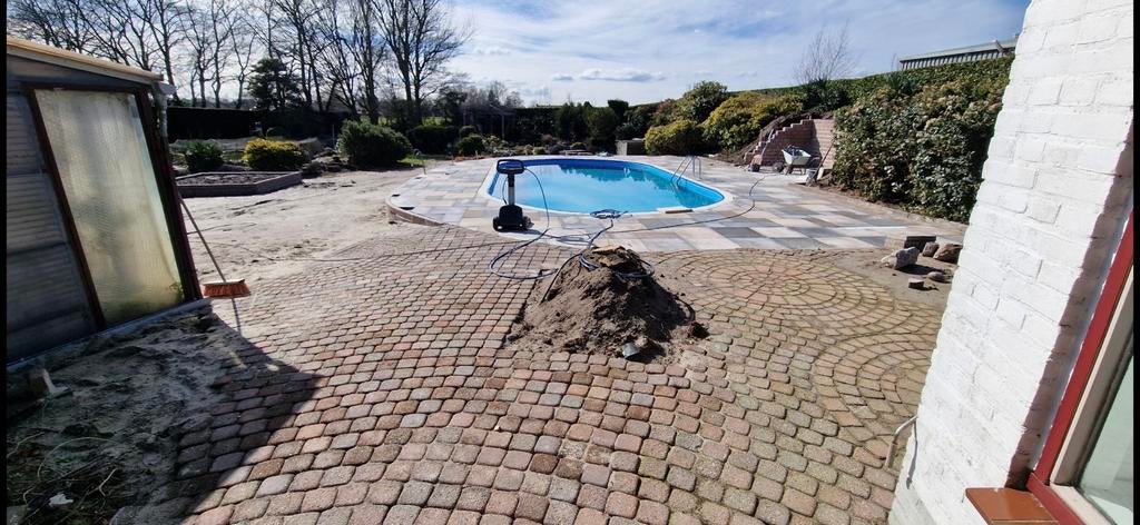 Stratenmaker West-Brabant - Oprit, Terras, Tuinpad, Diensten en Vakmensen, Tuinmannen en Stratenmakers