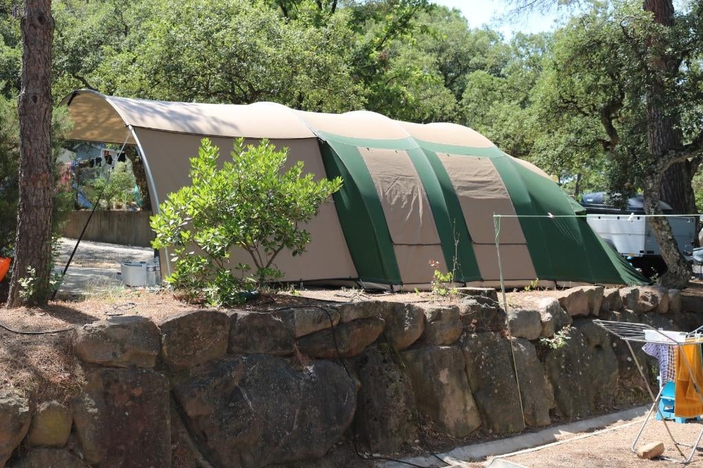 Falco Zeearend 6,  ruime en stevige tent!, Caravans en Kamperen, Ophalen, Gebruikt, Tot en met 6