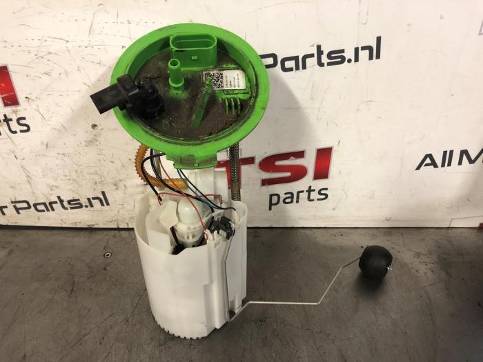 Brandstofpomp Elektrisch van een Volkswagen Golf, Gebruikt, -, Volkswagen, -