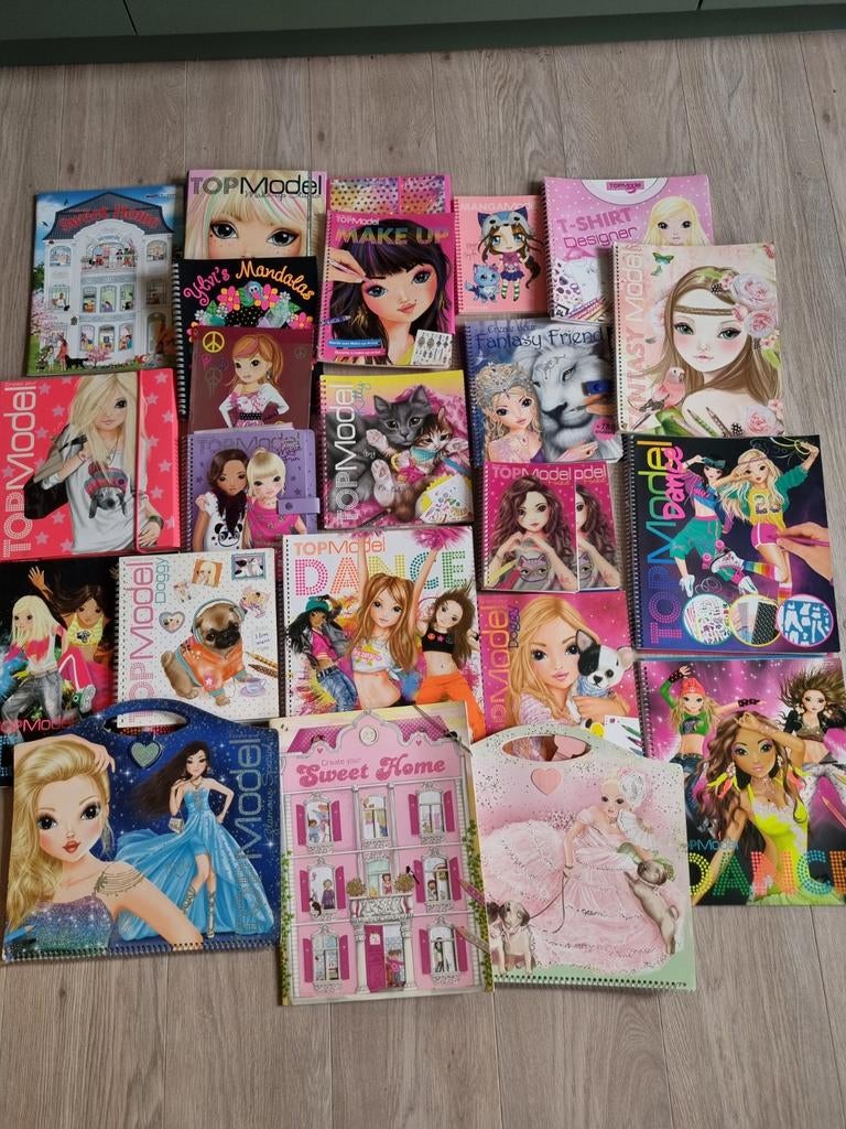 Top model,barbie en tina, Boeken, Ophalen of Verzenden, Zo goed als nieuw, Overige typen