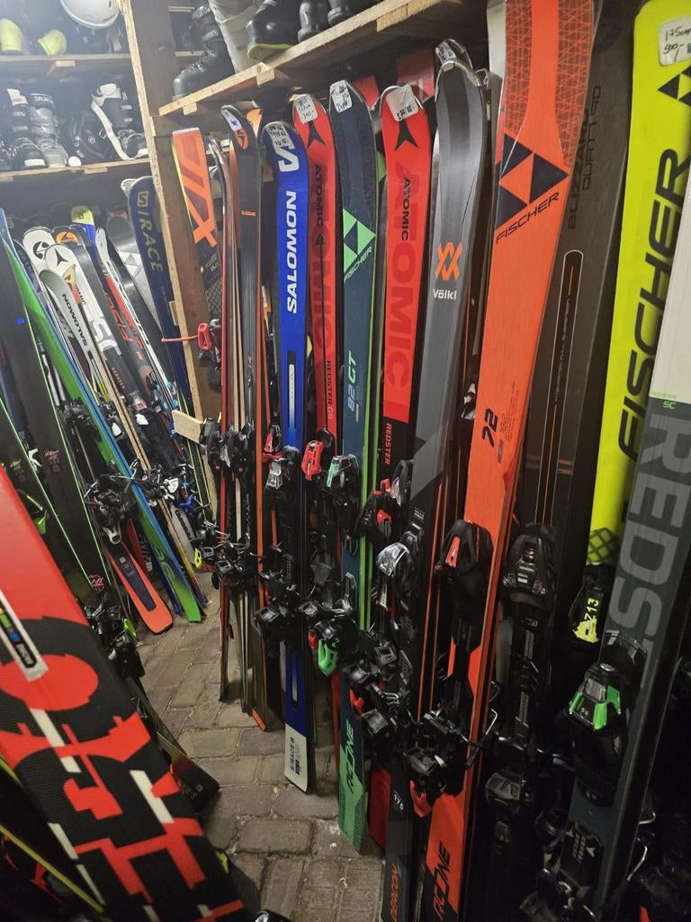 GROOTSTE VOORRAAD SKIS VAKKUNDIG ADVIES, Sport en Fitness, Overige merken, Ophalen of Verzenden, Zo goed als nieuw, Carve