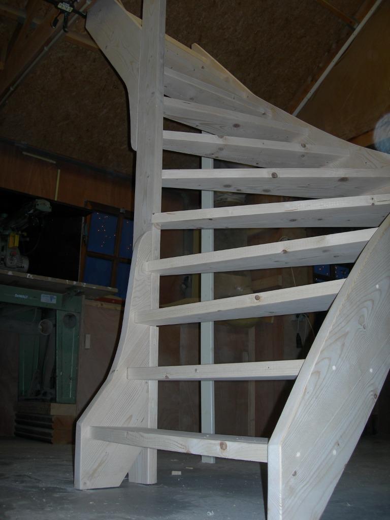 houten trap met of zonder half/kwartslag, vuren houten trap, Doe-het-zelf en Verbouw, Ladders en Trappen, Ophalen of Verzenden