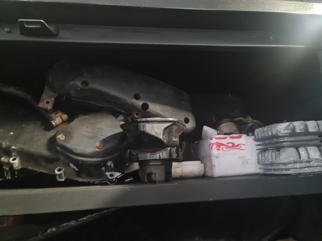 Piaggio 2t onderdelen uitlaat blok carterkap lichtfilter, Ophalen of Verzenden