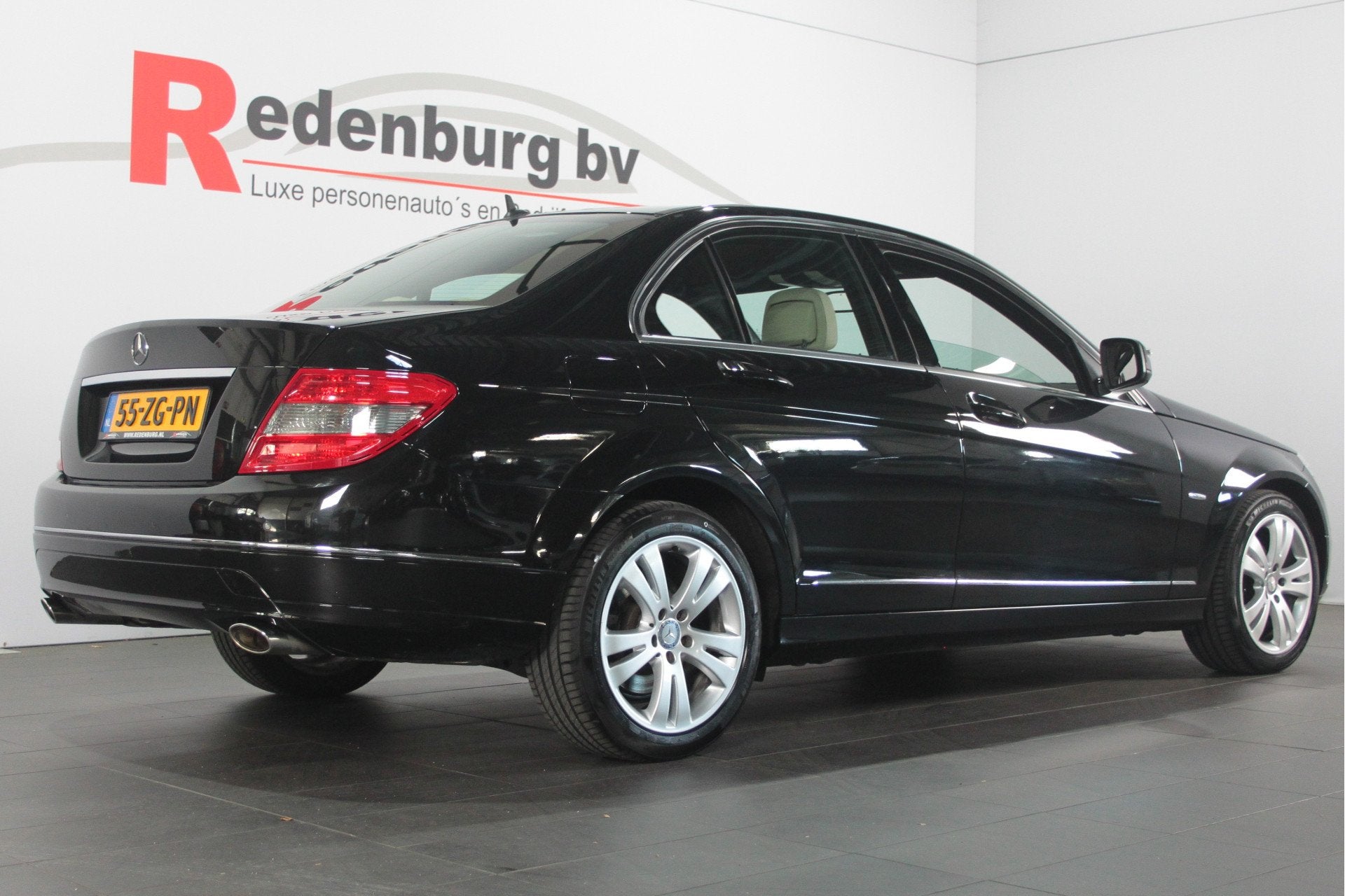 Mercedes-Benz C-Klasse 280 Avantgarde - Navi / Bluetooth / P, Auto's, Mercedes-Benz, Automaat, Sedan, Euro 4, C-Klasse