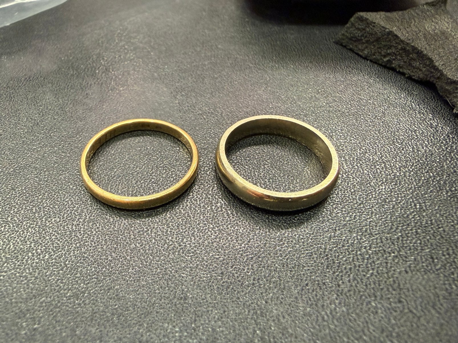 2x gouden trouwring, Antiek en Kunst, Ophalen of Verzenden