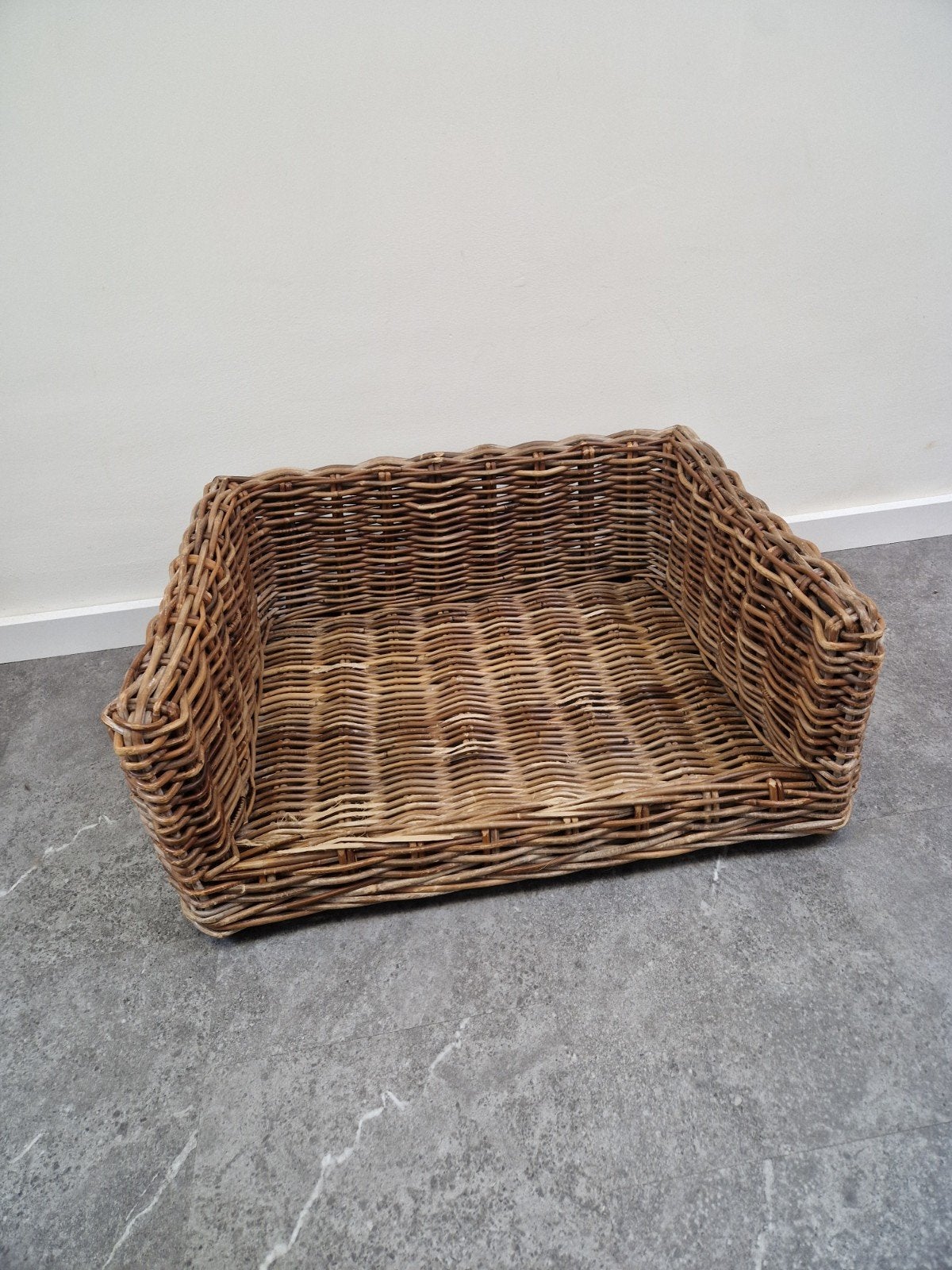 rieten hondenmand, Dieren en Toebehoren, Hondenmanden, Ophalen, Gebruikt, Riet