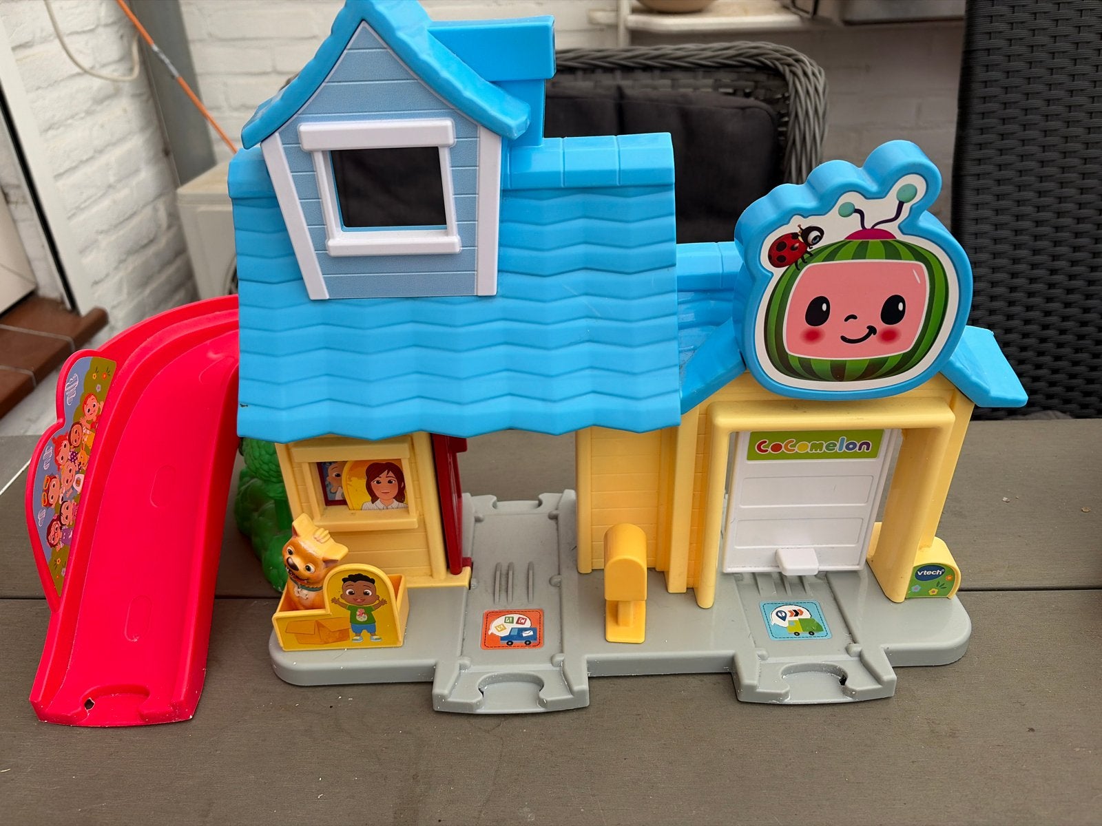 Grote VTech en Cocomelon speelset met auto's en huis, Kinderen en Baby's, Ophalen, Gebruikt, Overige typen, Met geluid