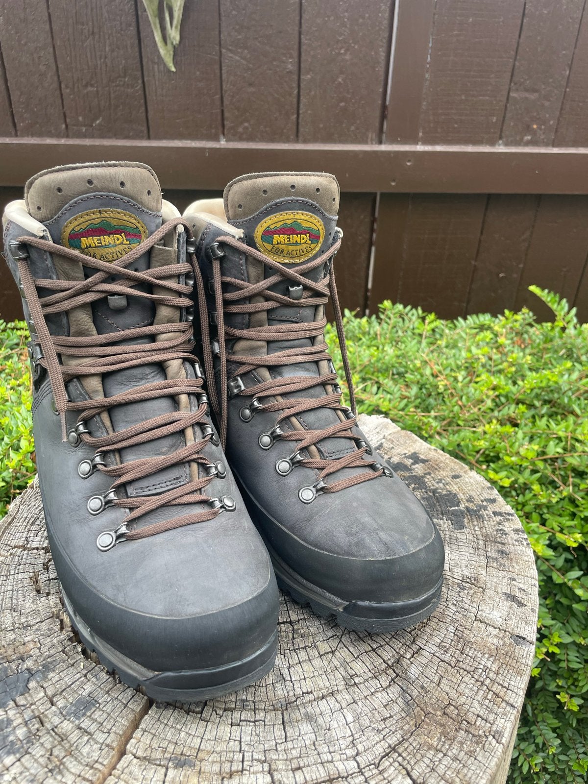 Meindl Island MFS Bergschoenen- Maat 42, 5 (UK 8.5), Ophalen, Zo goed als nieuw, Schoenen