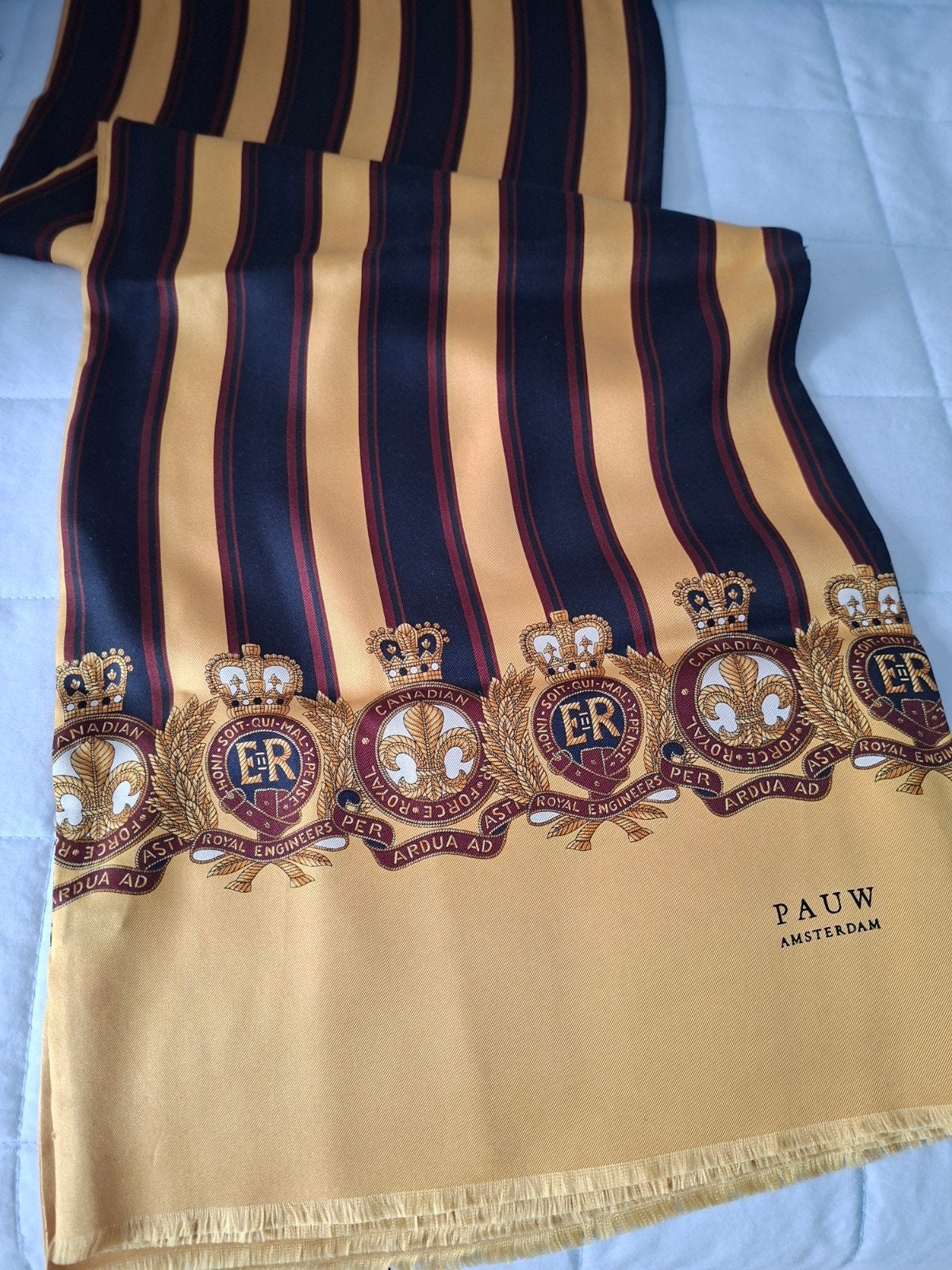 shawl Pauw Amsterdam, Kleding | Dames, Mutsen, Sjaals en Handschoenen, Ophalen of Verzenden, Zo goed als nieuw, Maat 46/48 (XL) of groter