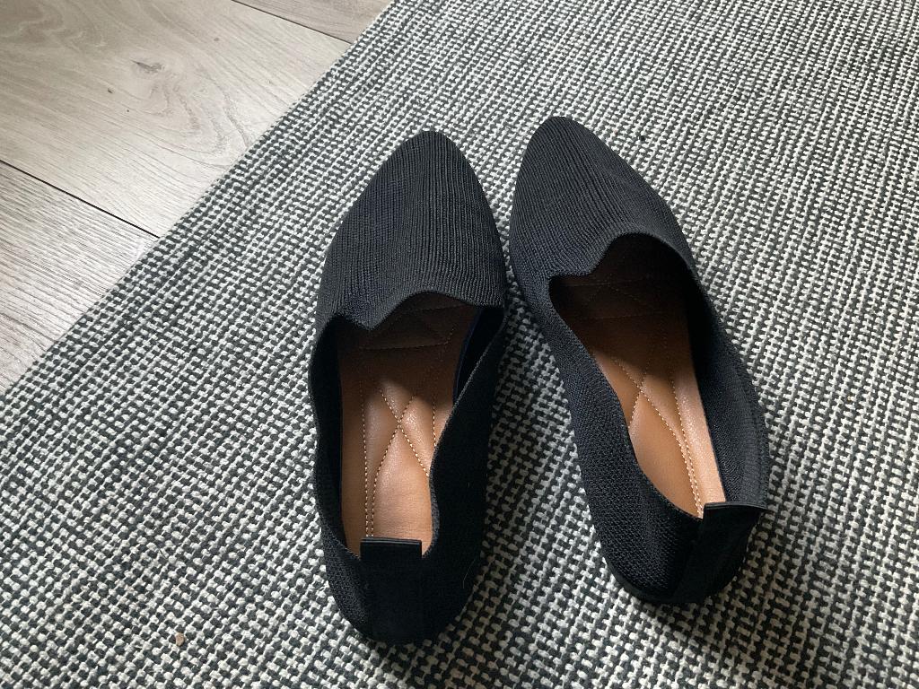 leuke schoenen, Kleding | Dames, Schoenen, Ophalen of Verzenden, Zo goed als nieuw, Zwart, Sneakers of Gympen