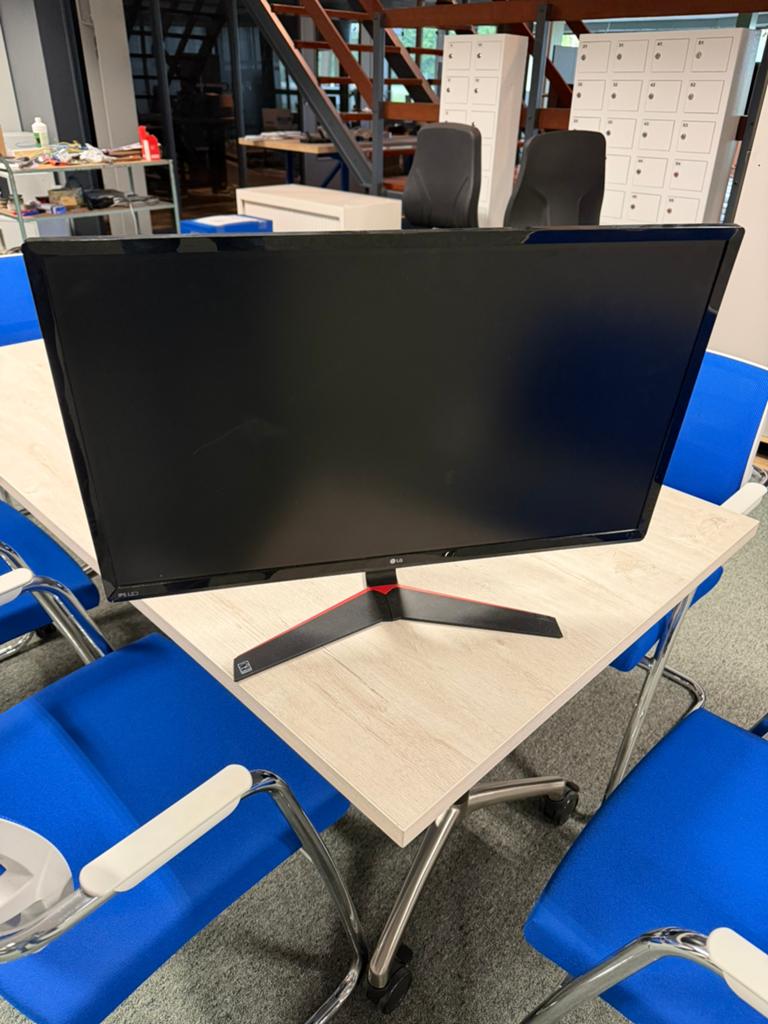 LG 27MP59G- P l monitor l 8 stuks l netjes gebruikt l, Gaming, IPS, Full HD, Ophalen of Verzenden