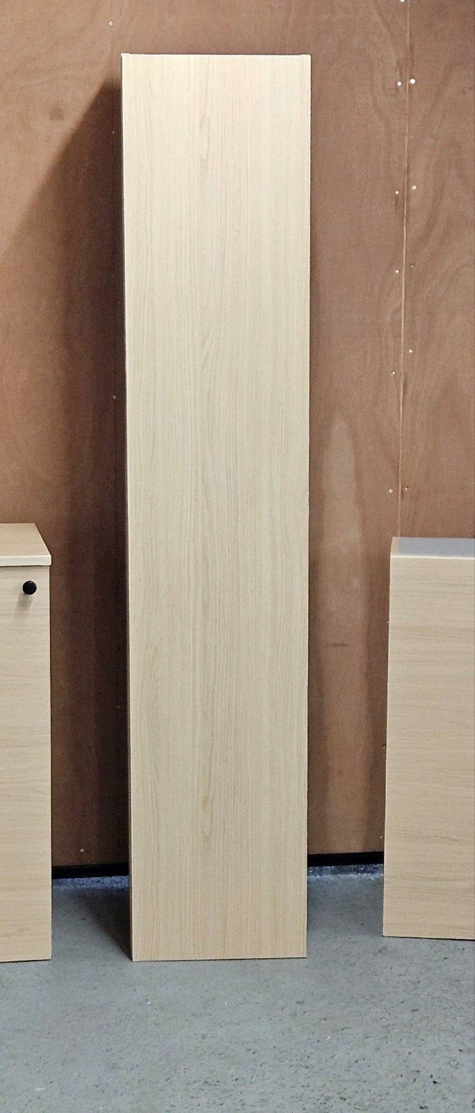 hoge kast Nordic eiken NIEUW 176x35x35, Ophalen, (Half)hoge kast, Minder dan 50 cm, Zo goed als nieuw