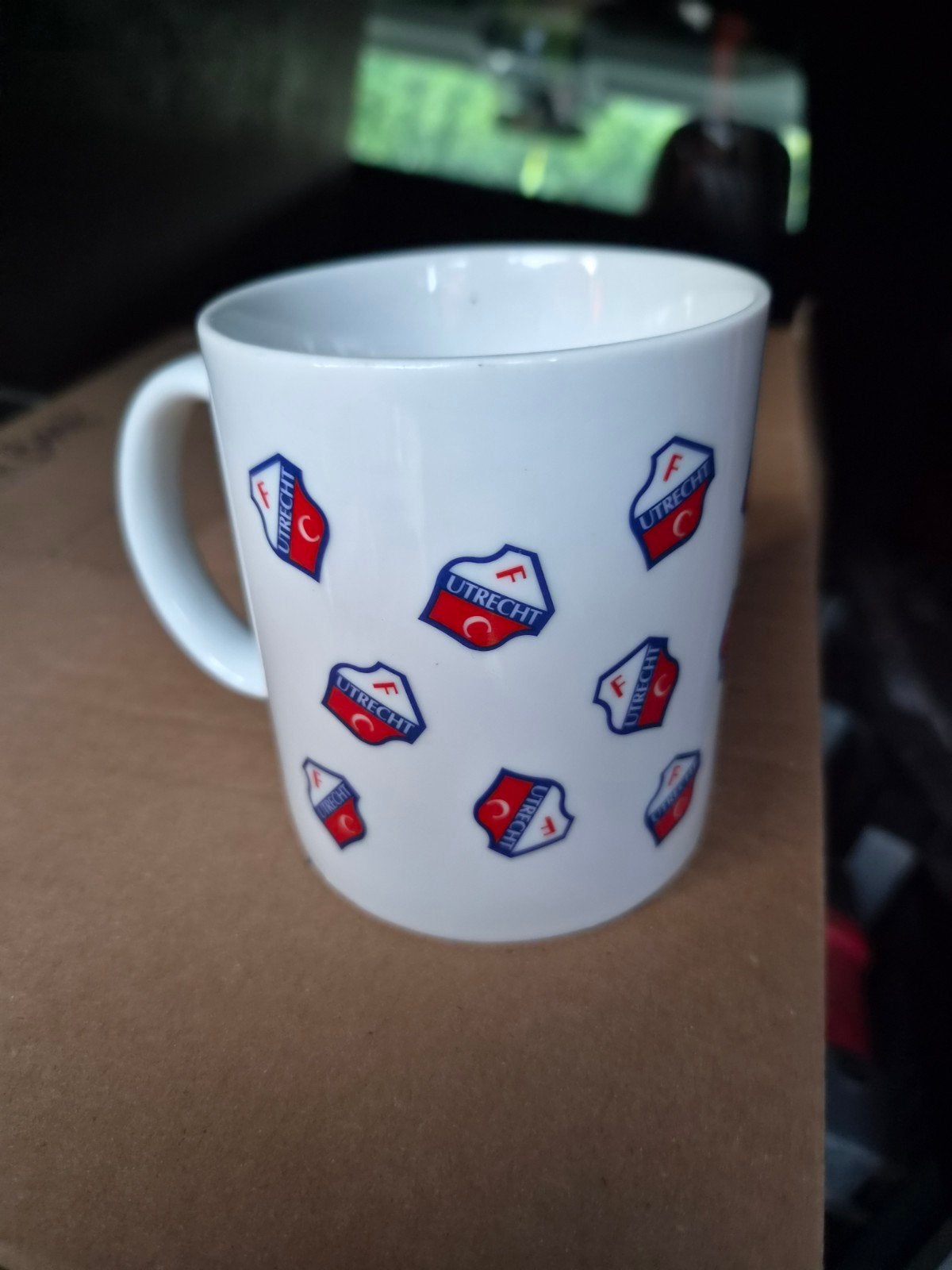 FC Utrecht Beker met logo's, Gebruikt, Ophalen of Verzenden, Steen/keramiek, Wit