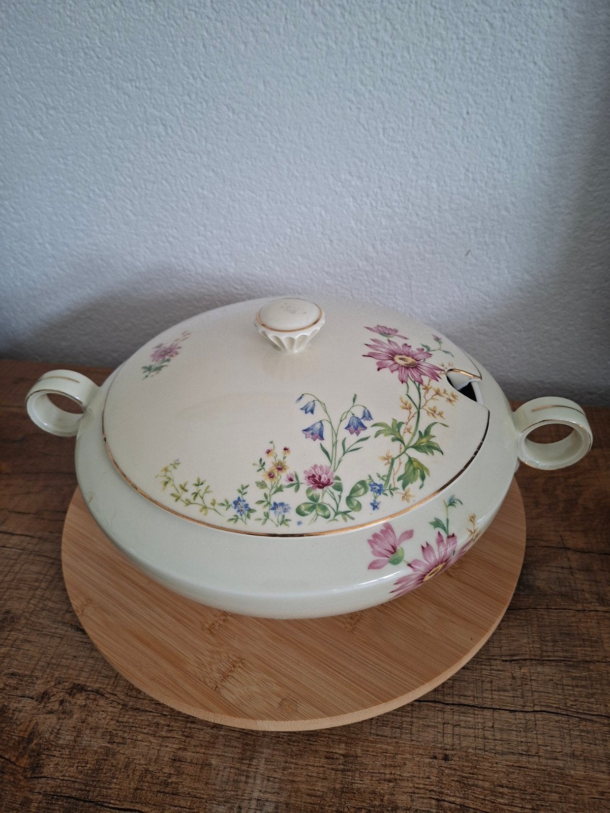Dekschaal, soepterrine, Ophalen