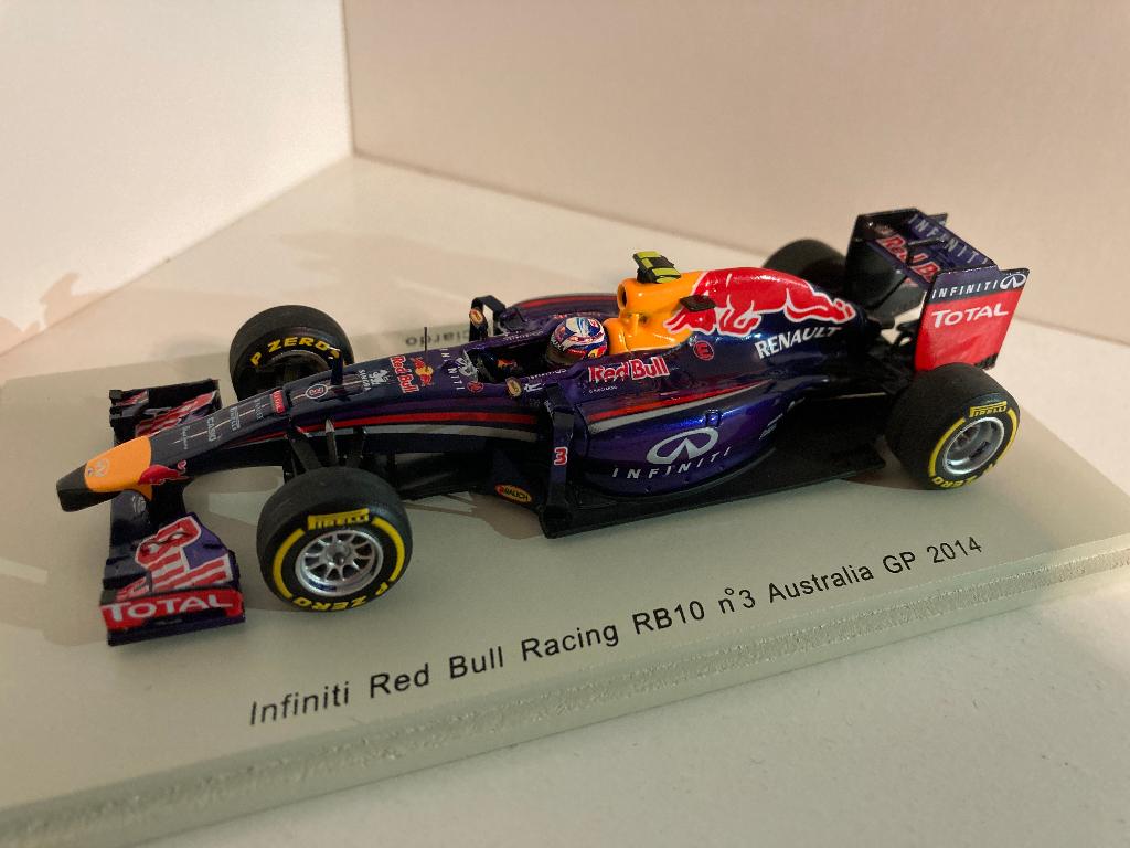 ✅ Daniël Ricciardo 1:43 Australian GP 2014 RB10 Spark S3086, Verzamelen, Automerken, Motoren en Formule 1, Ophalen of Verzenden