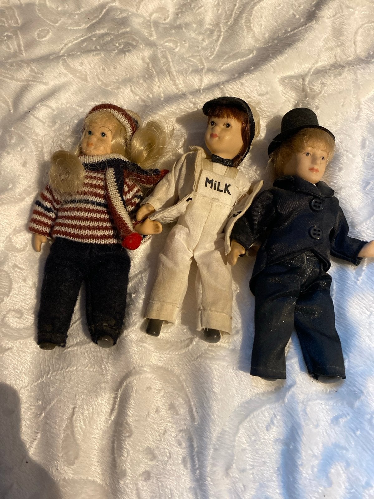 Set van 3 Vintage Miniatuur porseleinen popjes, Verzamelen, Ophalen of Verzenden, Gebruikt, Pop