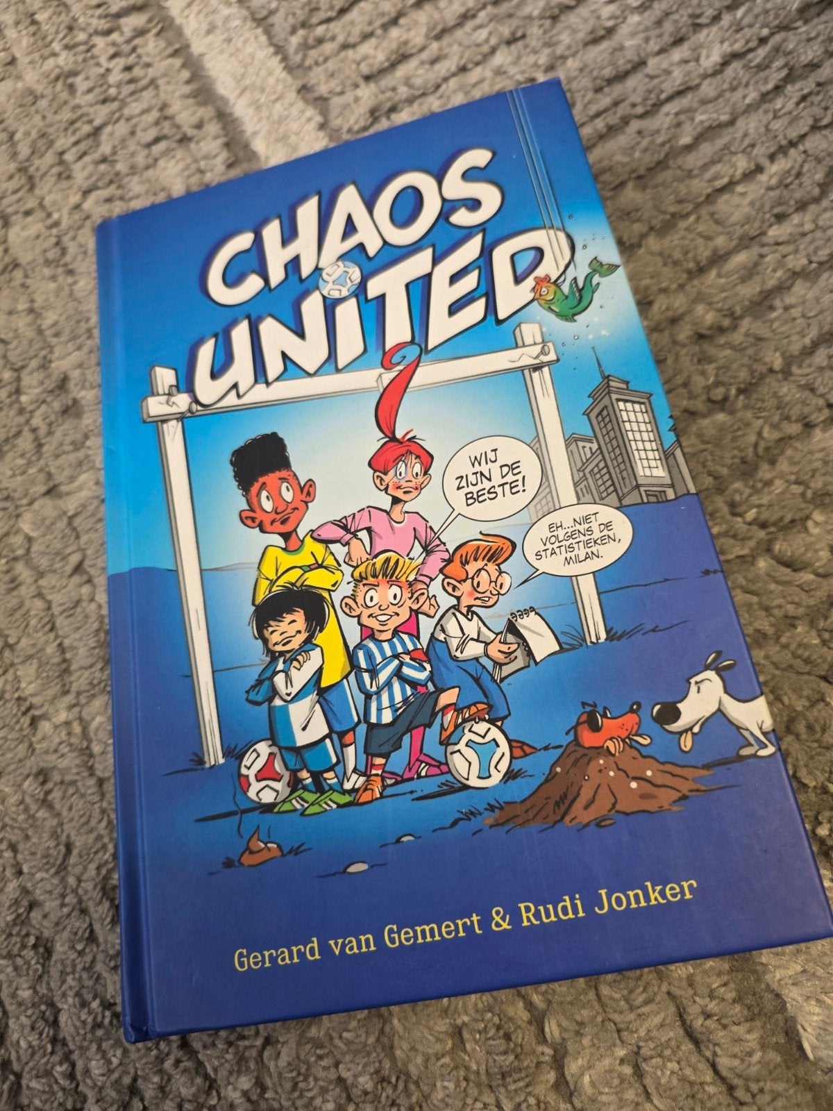 Chaos United - Voetbalboek voor jeugd, Ophalen of Verzenden, Zo goed als nieuw, Fictie algemeen