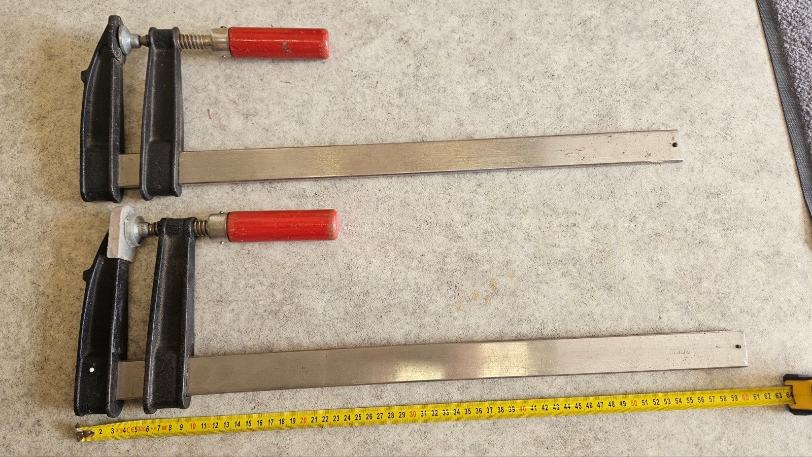 Twee Lijmklemmen 60cm, Doe-het-zelf en Verbouw, Gereedschap | Handgereedschap, Ophalen, Gebruikt, Klem