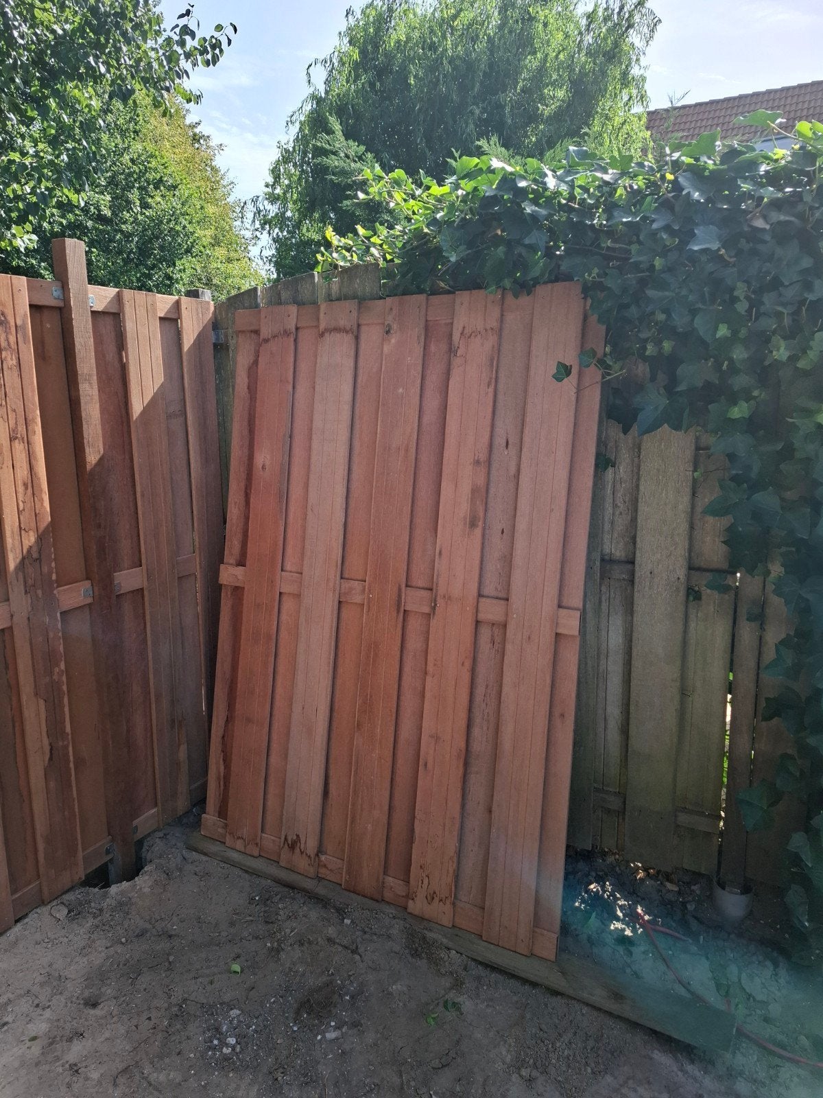 Hardhouten schutting deel., Ophalen, Hout, Minder dan 3 meter, 1 tot 2 meter