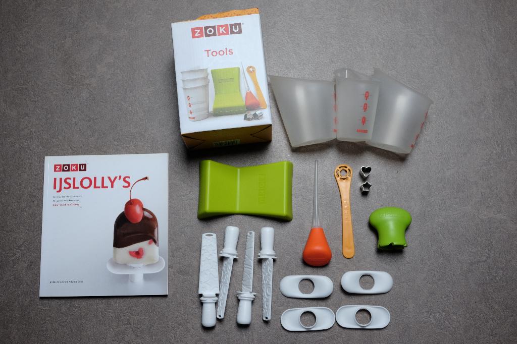 Complete set van Zoku Tools + boek + 4 pop sticks, Overige typen, Kunststof, Ophalen of Verzenden, Zo goed als nieuw