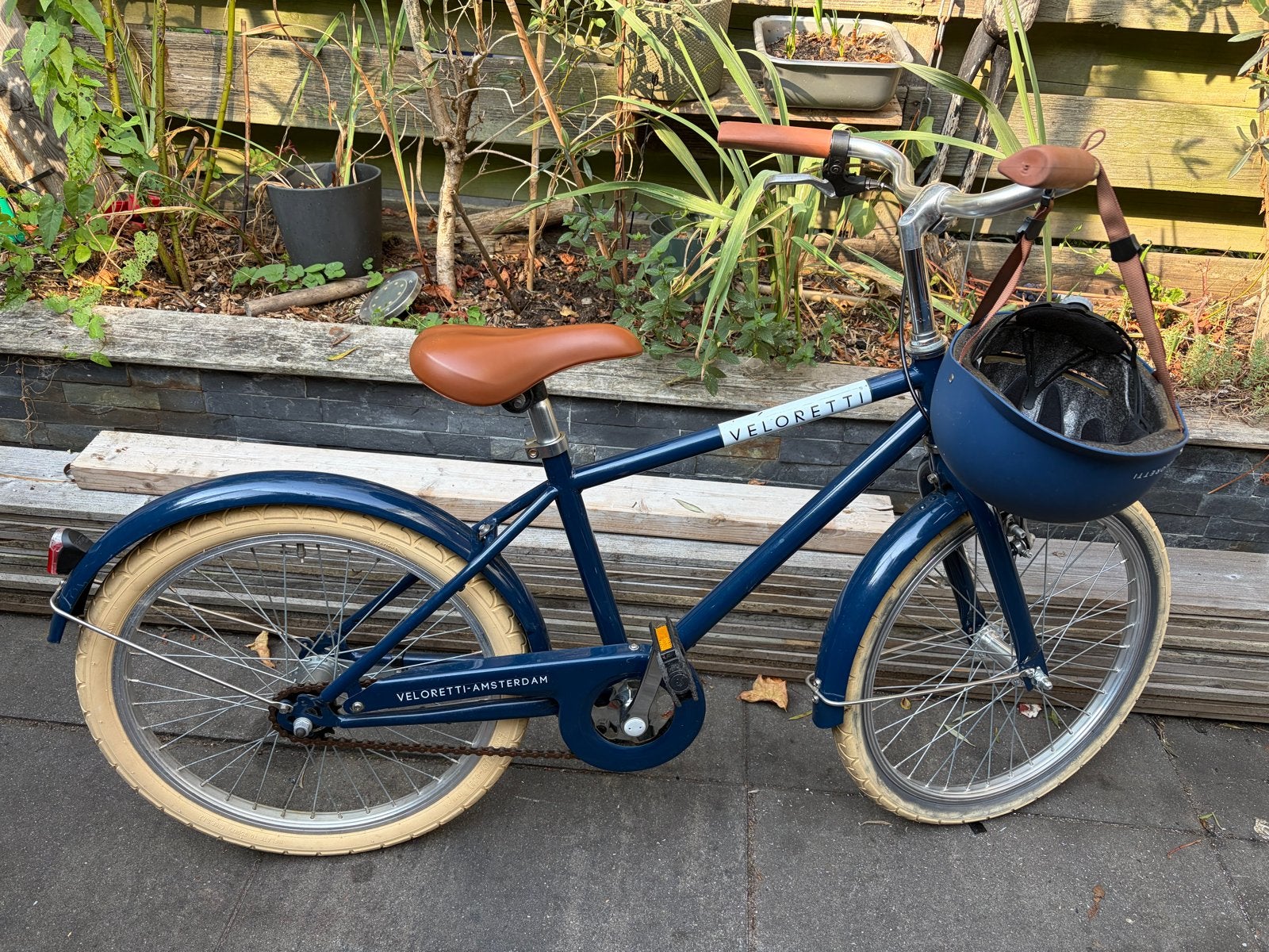 Veloretti kinderfiets 20 inch met helm, Fietsen en Brommers, Fietsen | Kinderfietsjes, Ophalen, Gebruikt, Velgrem, 20 inch of meer