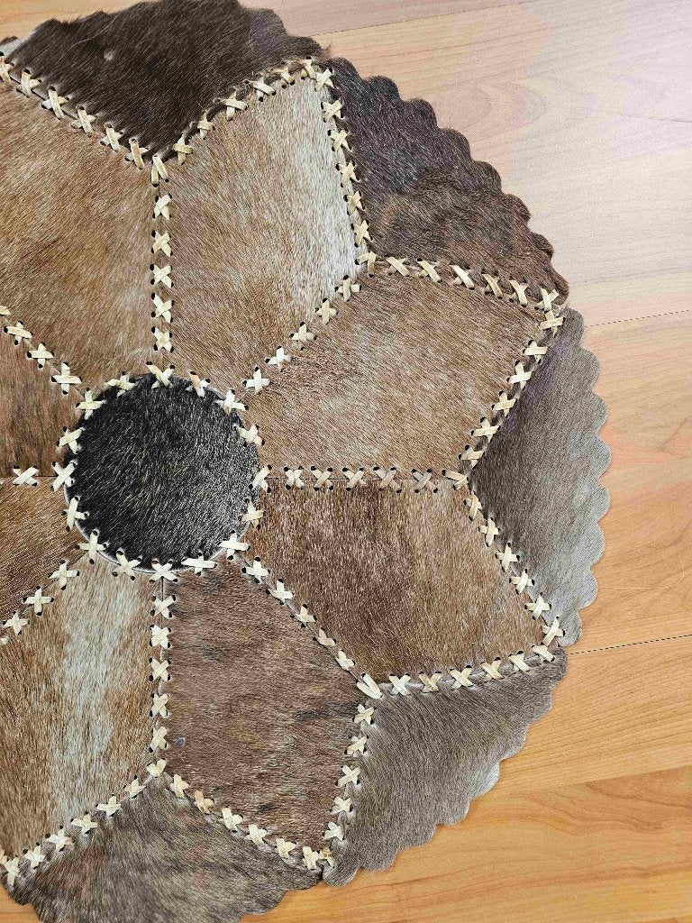 Rond huiden kleedje 53/53 cm, Gebruikt, 50 tot 100 cm, Etten-Leur, Rond