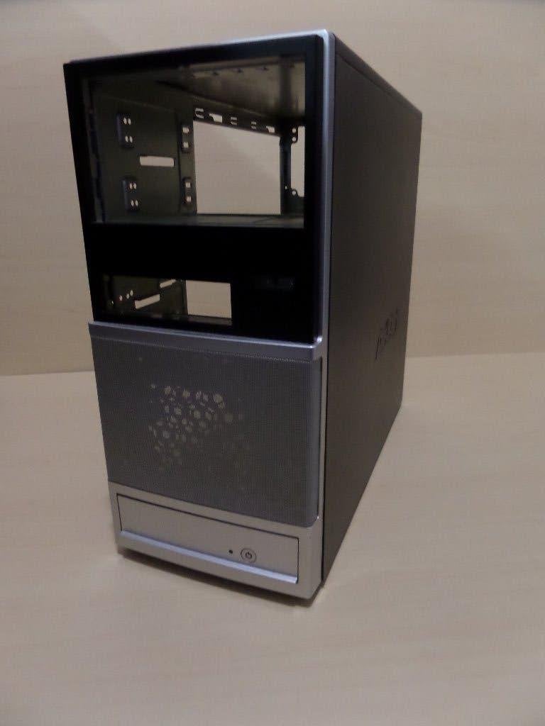 asus computer behuizing (leeg), Computers en Software, Computerbehuizingen, Ophalen, Gebruikt